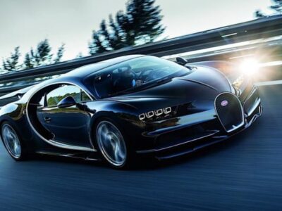 2017 Bugatti Chiron : Again with the Overkill